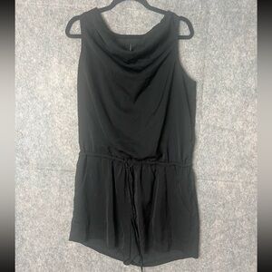 The Limited Woman Size Large NWT silky black sleeveless‎ romper shorts